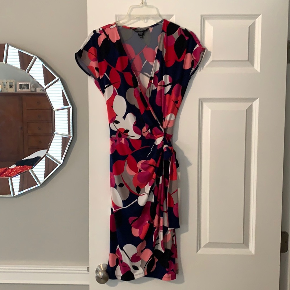 Maggie London 10P Wrap Dress